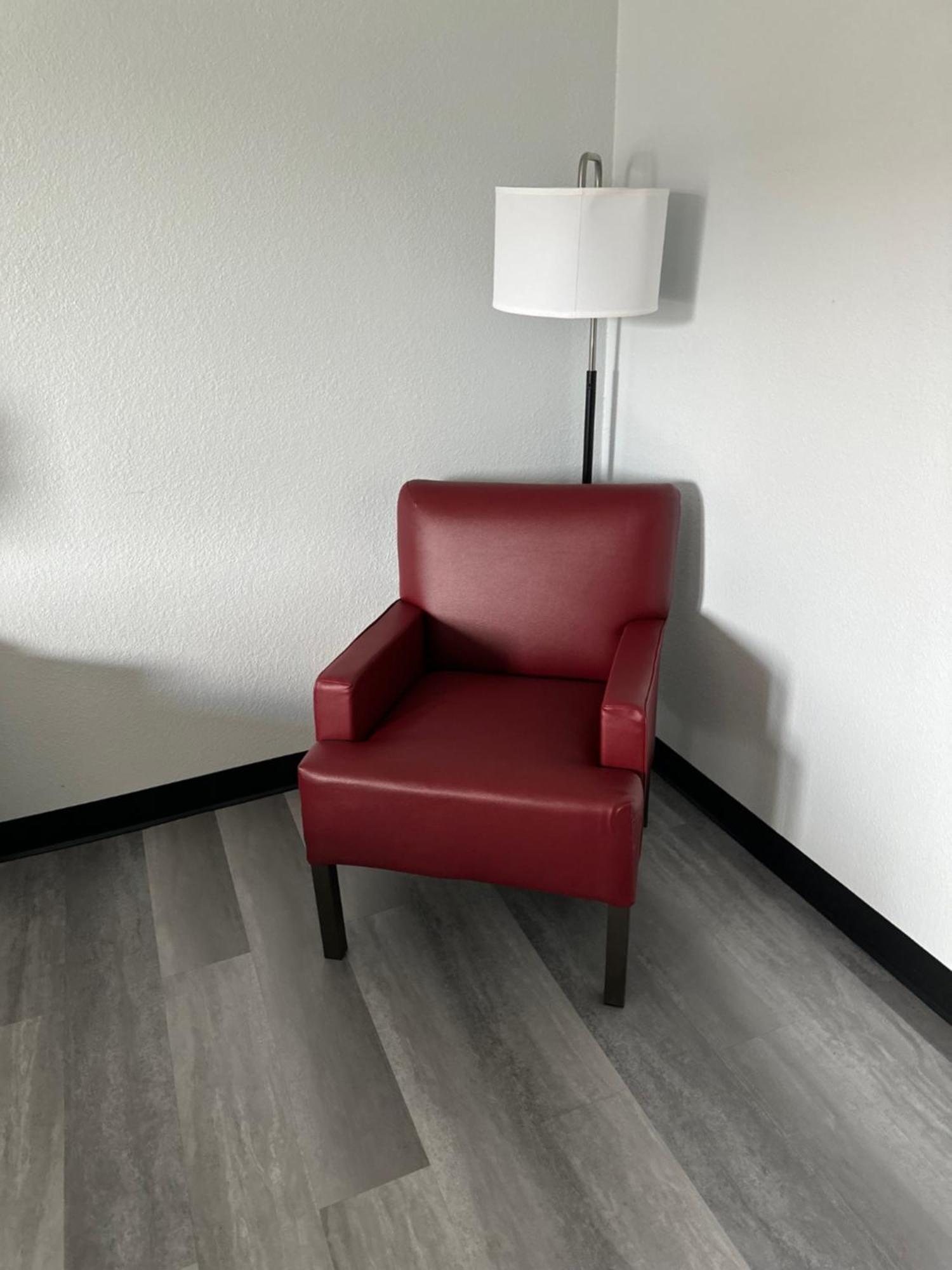 Super 8 By Wyndham Alexandria La Hotel Ngoại thất bức ảnh