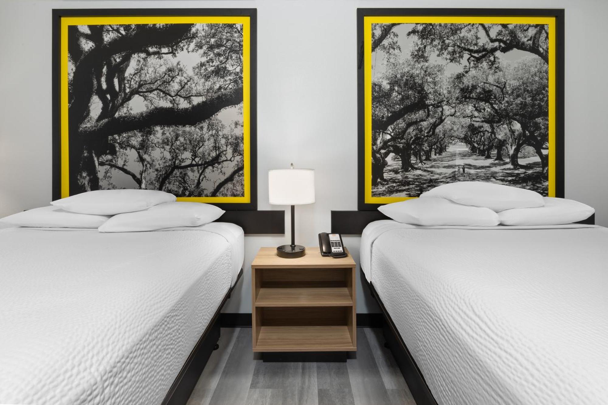 Super 8 By Wyndham Alexandria La Hotel Ngoại thất bức ảnh