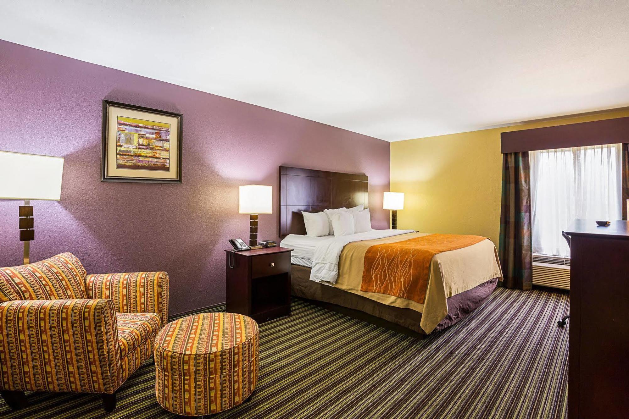 Super 8 By Wyndham Alexandria La Hotel Ngoại thất bức ảnh